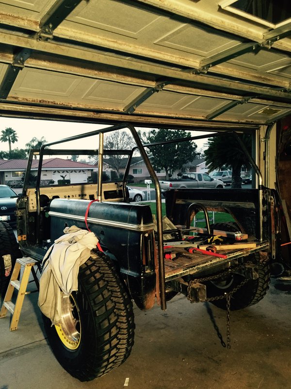 ZZ roll cage start.jpg